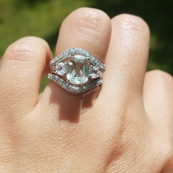 NEW Silver Diamond Curved Milgrain Band Ring - Picture 6 of 7